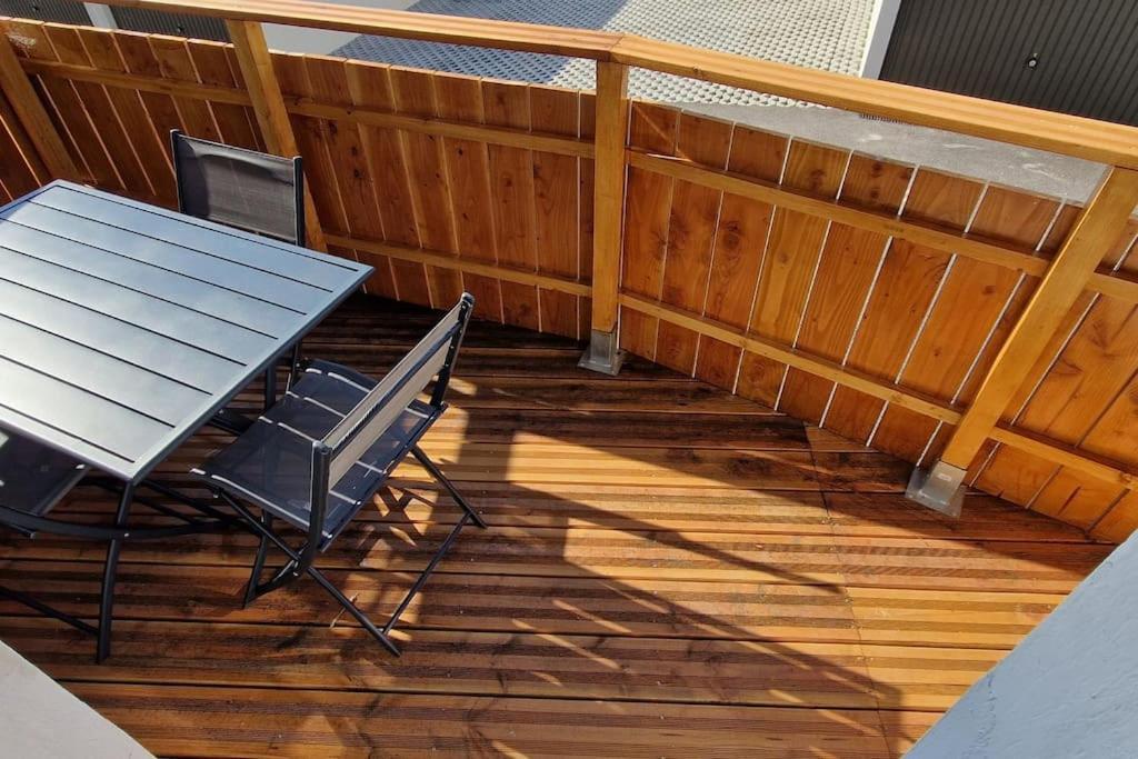 Le Petit Colin Rdc Apartment ปงตาร์ลีเย ภายนอก รูปภาพ